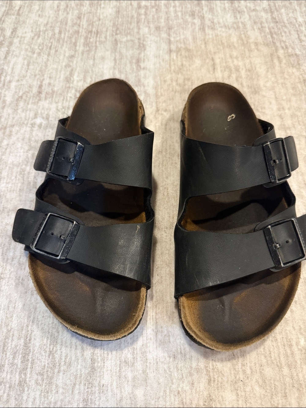 Men’s size 41 Birkenstock sandals